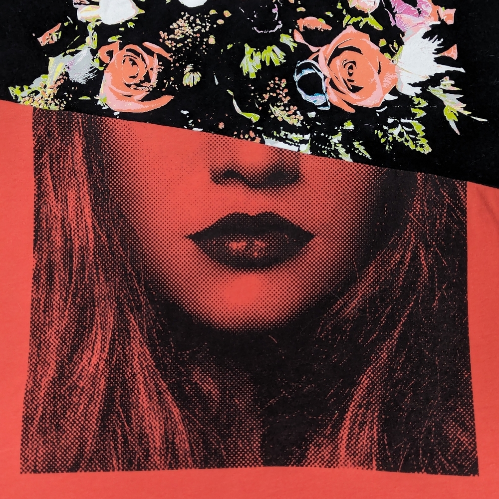 Lost Gods Red And Black Colorblock Tee Shirt With Flower Graphics XL
